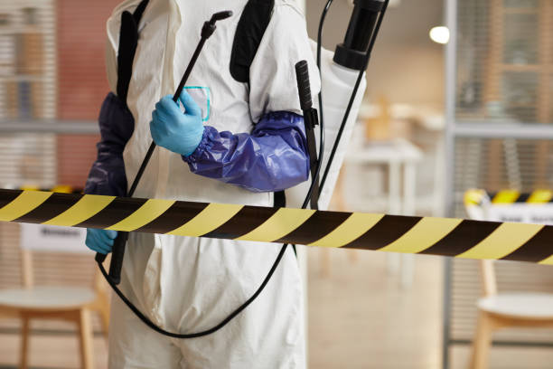 Professional Biohazard technician working in Mason City, IA